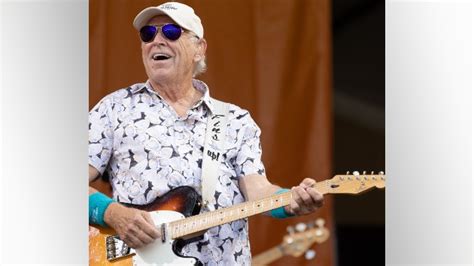 “Margaritaville” singer Jimmy Buffett dies at age 76 | 97.3 Hodag Country