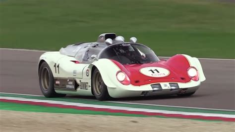 Meet the Turbine-Powered Howmet TX, the Most Speed Racer Car of All Time