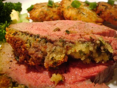 Delicious Dishings: The Showstopper: Herb-Crusted Beef Tenderloin