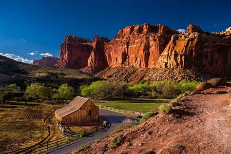 Sunset over Capitol Reef National Park (With images) | Capitol reef ...