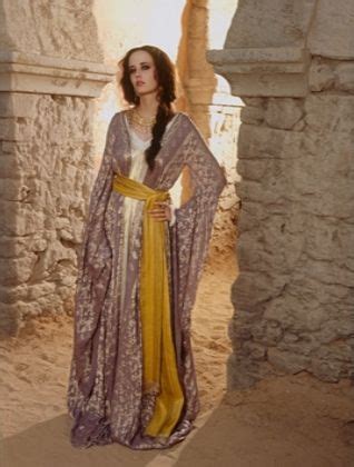 Orientalisme : Eva Green in Kingdom Of Heaven Photoshoot (2005) | Costume design, Movie costumes ...