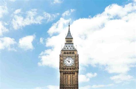 London’s expanding clean air zone sparks an economy-vs-environment battle – Camden Gazette