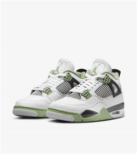 Women's Air Jordan 4 'Oil Green' (AQ9129-103) Release Date. Nike SNKRS NL