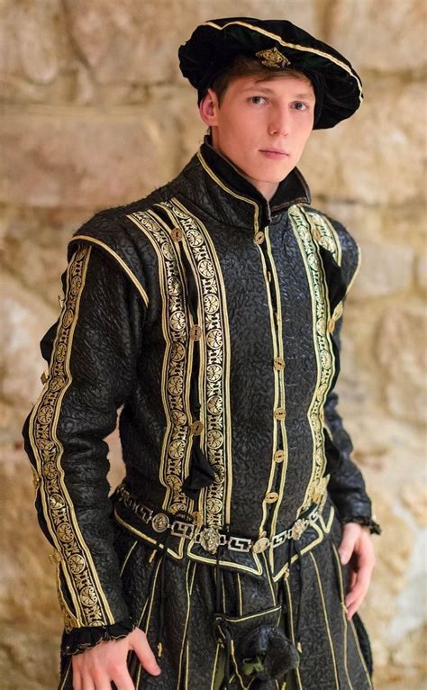 Nobleman costume. | Medieval clothing men, Renaissance fashion ...