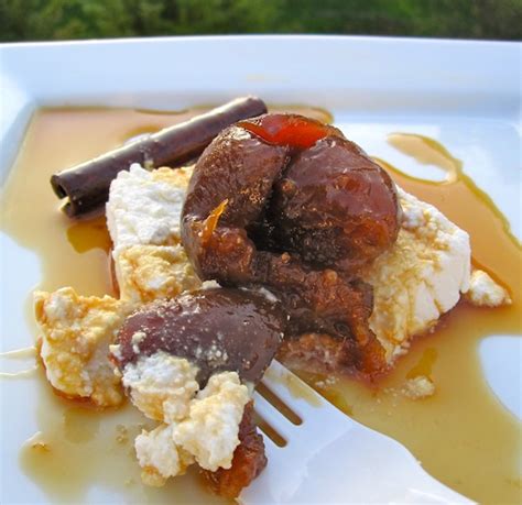 Dulce de Brevas (Colombian-Style Figs with Syrup) - My Colombian Recipes