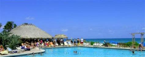 Ocean Manor Beach Resort in Fort Lauderdale (FL) - Room Deals, Photos & Reviews