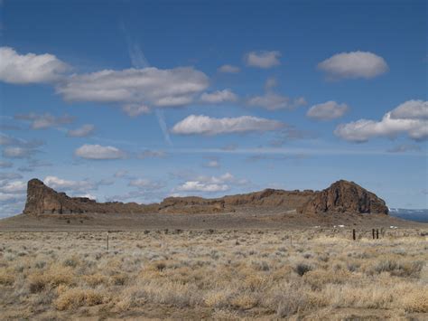 Exploring Fort Rock, Oregon - An Amazing Geologic Formation | HubPages