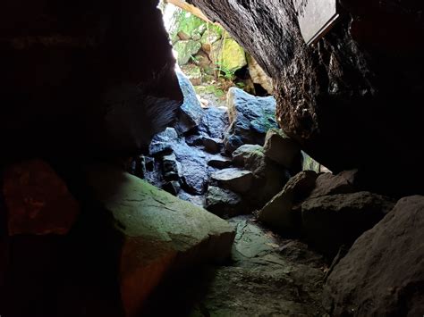 Polar Caves Park Rumney, NH - Woodland Hiker