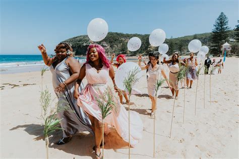 Colourful African Beach Wedding on the Central Coast : Fari + Karl