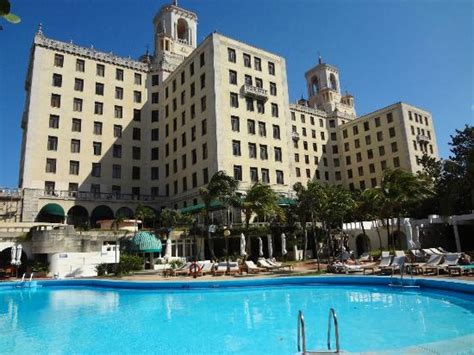 nice cars alway waiting for you - Picture of Hotel Nacional de Cuba ...