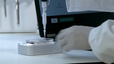 VolTRAX: an automated preparation device from Oxford Nanopore on Vimeo