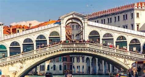 Pont du Rialto - Le pont le plus célèbre de Venise