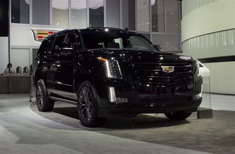 Live Photo Gallery Of Cadillac's New Escalade Sport