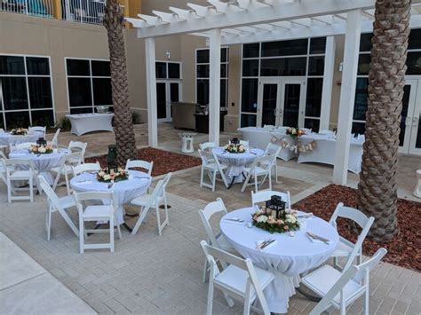 Hilton Garden Inn Fort Walton Beach | Reception Venues - The Knot