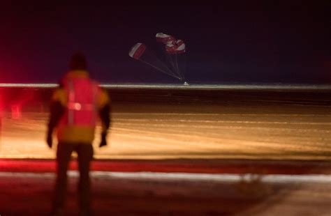 Boeing’s new Starliner spacecraft lands in the desert after shaky first ...