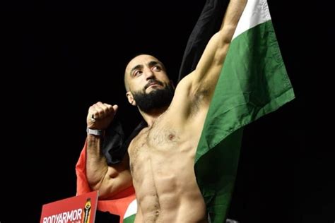 What flag does Belal Muhammad carry during his fights?