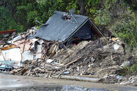 After Cyclone Gabrielle, Strong Earthquake Hits New Zealand | ಮಹಾ ಪ್ರವಾಹದಲ್ಲಿ ಮುಳುಗಿದ ...