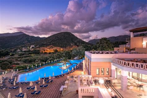 ‘World’s Best’ Greek Hotel Gets New Look For Summer