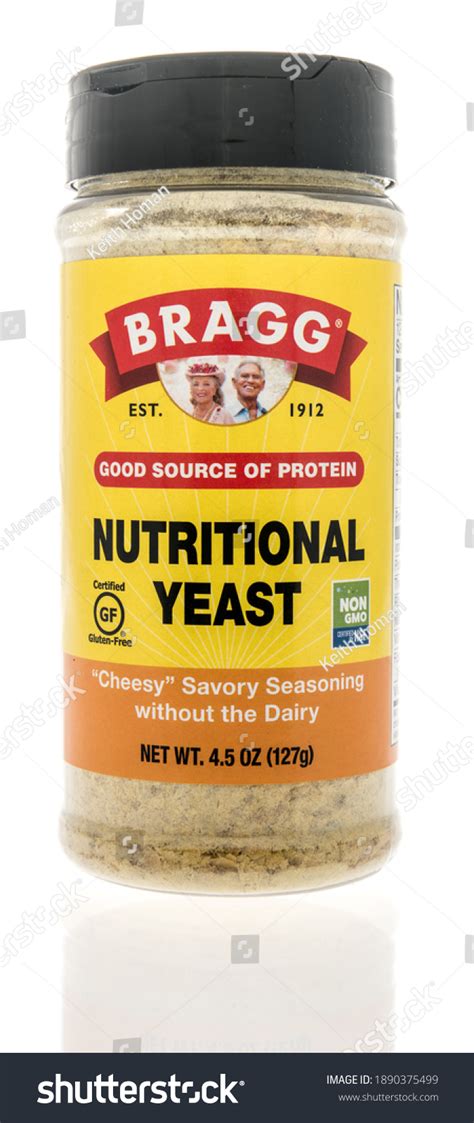 2 Bragg Nutritional Yeast Images, Stock Photos & Vectors | Shutterstock