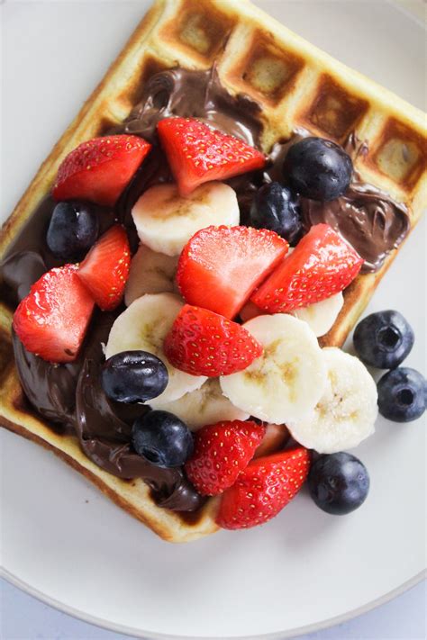 Homemade Waffles with Nutella & Fresh Fruit - Sleepy Hollow Style ...