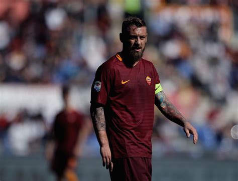 De Rossi: Roma stay the “wrong career choice” over England or Spain | Squawka Football