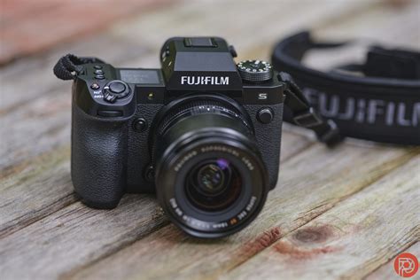 Is the Fujifilm X-H2s Finally Fast Enough? First Impressions