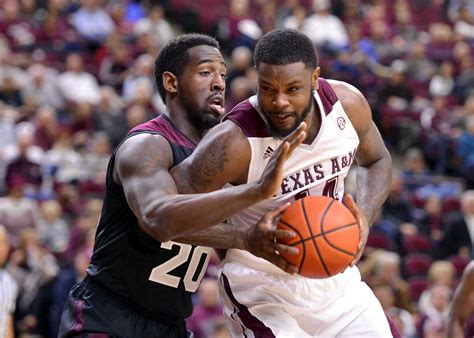 Texas A&M men's basketball team gets first SEC win of season | Mens ...