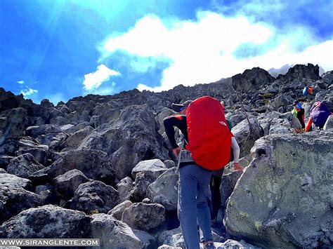 SIRANG LENTE: MT. APO: hiking itinerary and a collection of photos of our journey to the summit.