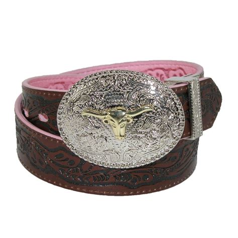 This cowgirl belt has all the details of a classic western belt ...