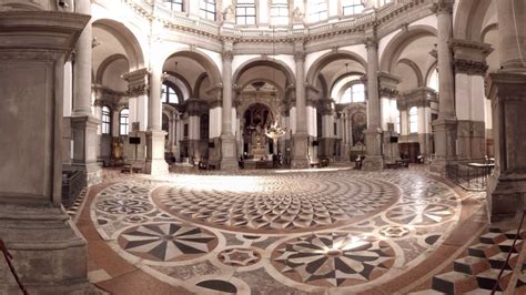 360 video: Inside Basilica of Santa Maria della Salute, Venice, Italy - YouTube