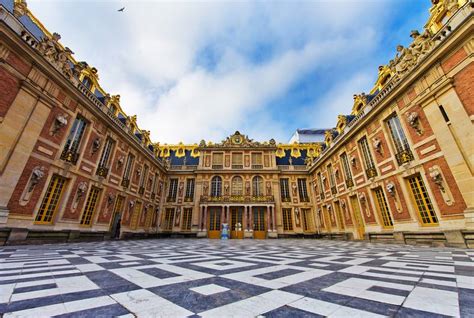 Palace of Versailles Facts - France Travel Blog