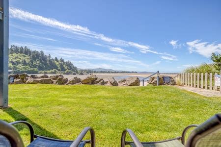 Oregon Beach Rentals - Oregon Beach Vacations | Meredith Lodging