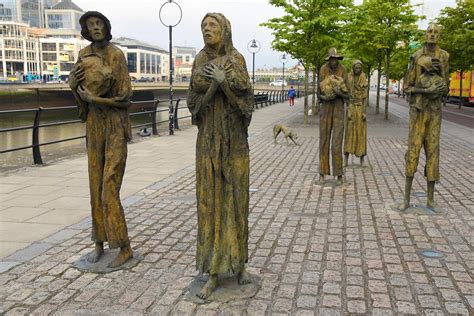 Famine Memorial (1) | Dublin | Pictures | Ireland in Global-Geography