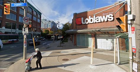 Toronto Loblaws closes after "number of" staff test positive for ...