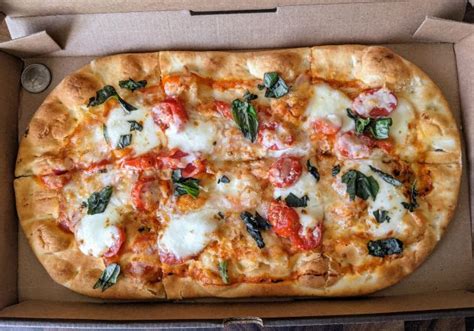 Panera - Margherita Flatbread Pizza | Flatbread pizza, Margherita ...