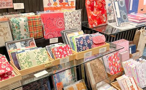 Souvenirs to buy in Kyoto | Daydreaming Travels