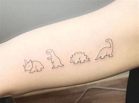 Cute Tiny Graphic Dinosaurs Temporary Tattoos Set of 5 | Etsy | Tatuagens de dinossauros, X ...