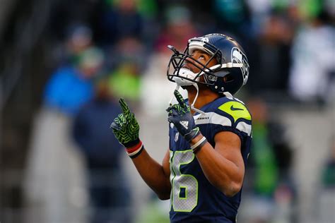 Tyler Lockett contract: Seahawks lock up WR for 3 more years - Field Gulls