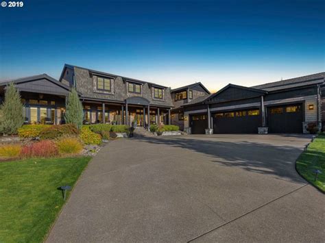 5 Luxurious Homes for Sale in West Linn, Oregon - The Local Arrow Pacific Northwest Real Estate Blog