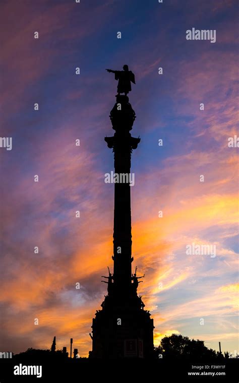 Christopher Columbus statue in Barcelona, Spain Stock Photo - Alamy