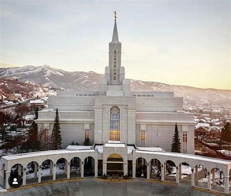 Pin by Tasmin Skye Holland on temple project | Bountiful temple, Mormon temples, Utah temples