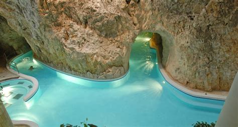 Cave Bath**** Miskolctapolca - Attraction's details - Miskolc Pass