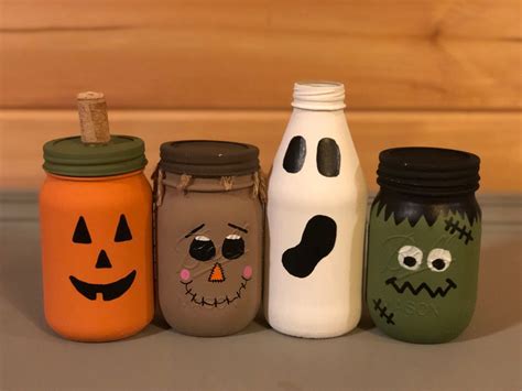 Hand painted halloween mason jars | Etsy | Halloween mason jars, Mason ...