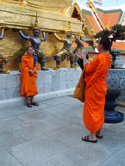 Free Image: Buddhist monks in Thailand | Libreshot Free Fine Art Photos