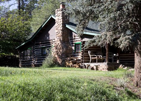 Manitou Springs Cabins | Find Cabin Rentals Near Colorado Springs