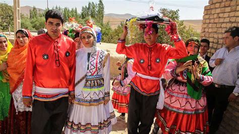 Traditional Clothes of North Khorasan Province | Visit iran