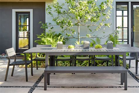 Why Aluminum is a Great Option for Outdoor Dining Tables | Terra