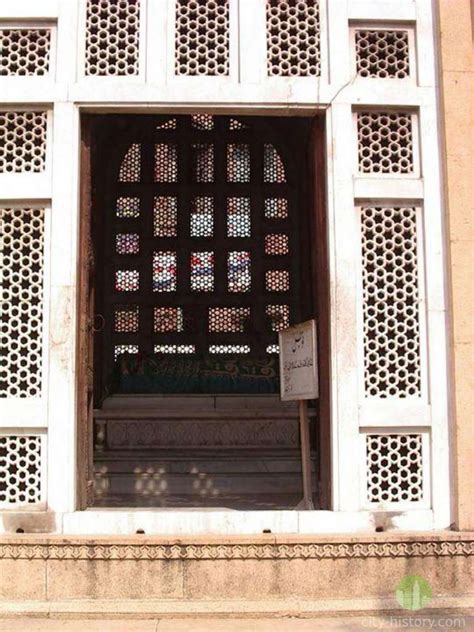 Qutb-Ud-Din Aibak's Tomb - Lahore History