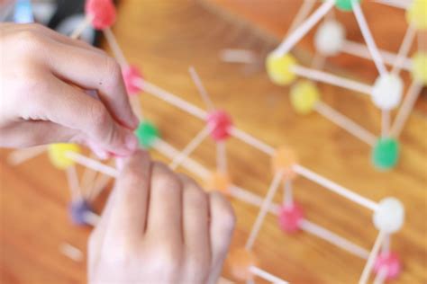 Fun Holiday STEM: Gumdrop Engineering - Green Kid Crafts