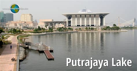 Putrajaya Lake (Tasik Putrajaya), Malaysia